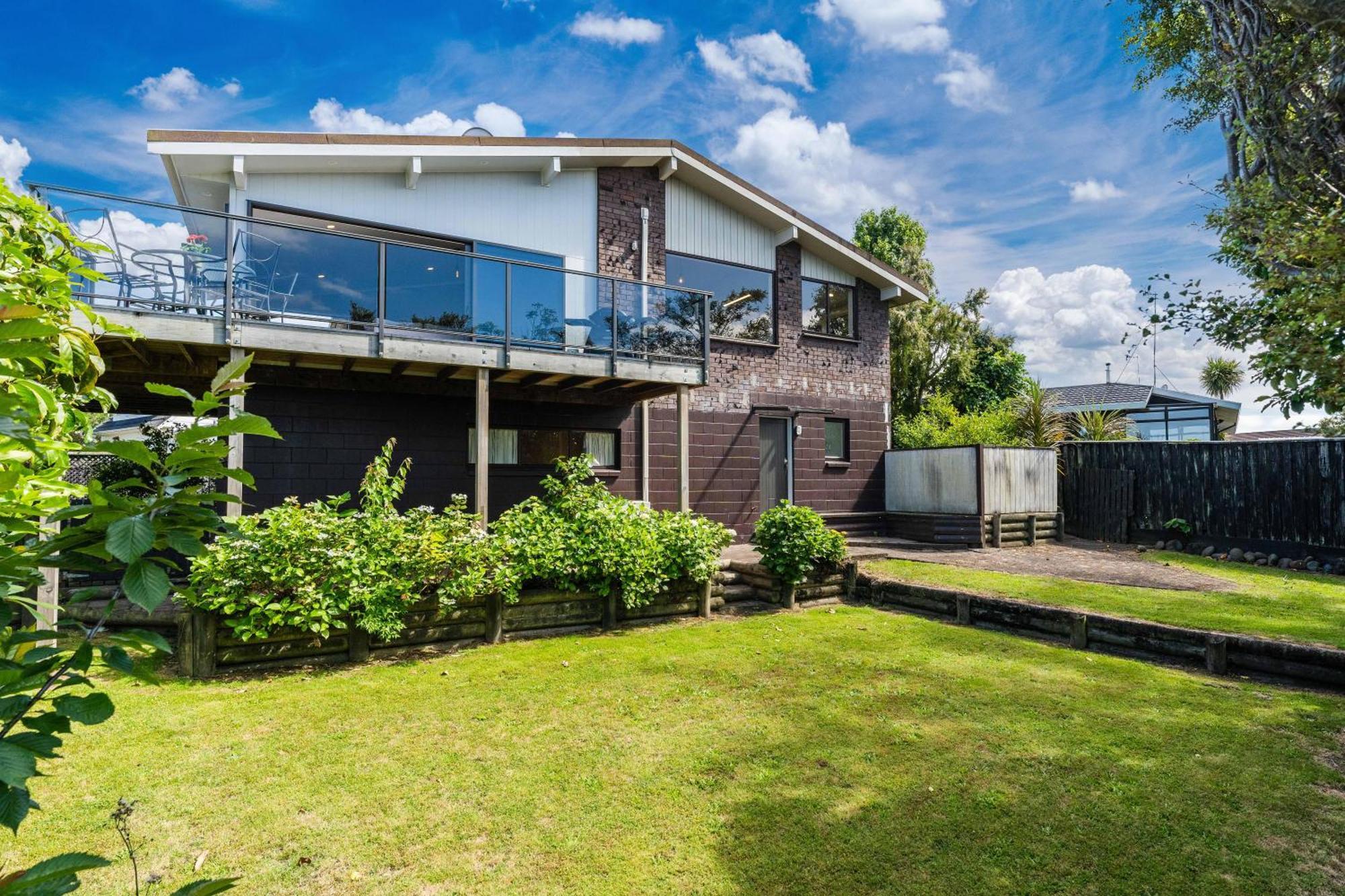 Ngaio Views - Lake Taupo Holiday Home Exteriör bild